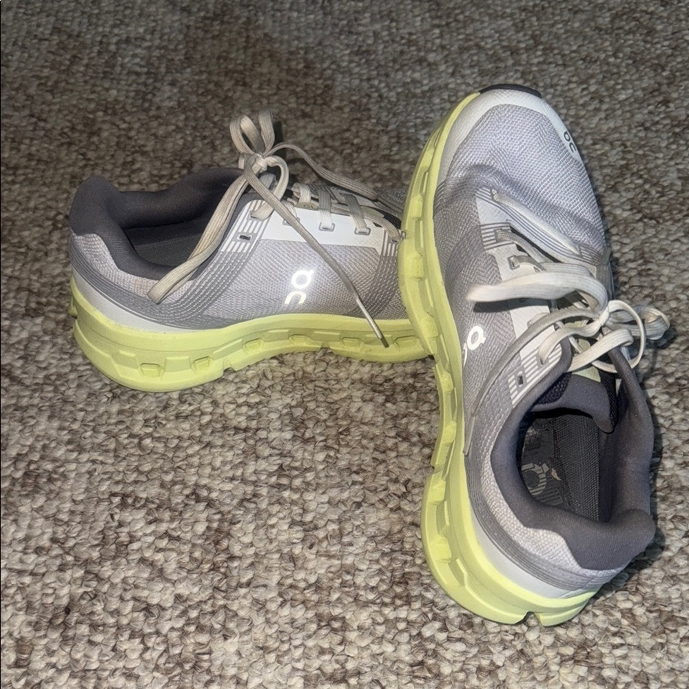 On Running Gray and Yellow Sneakers